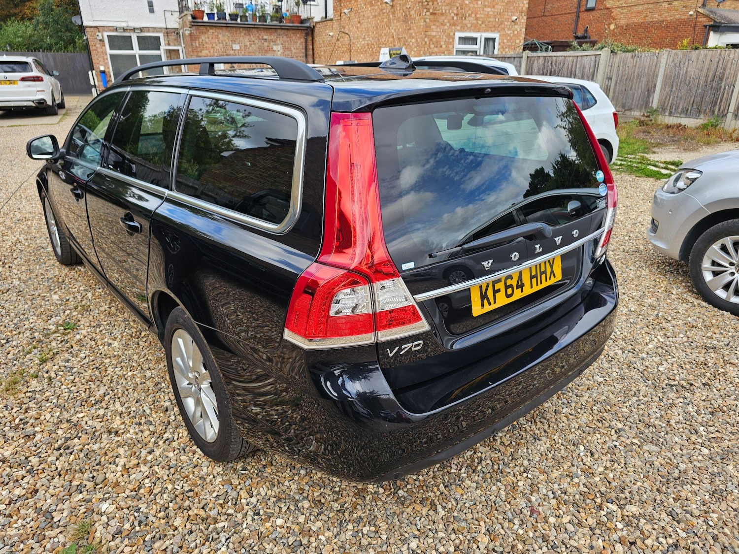 Used Volvo V70 for sale - 75707241: Photo 14