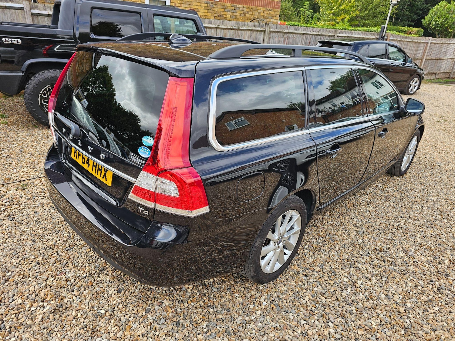 Used Volvo V70 for sale - 75707241: Photo 27
