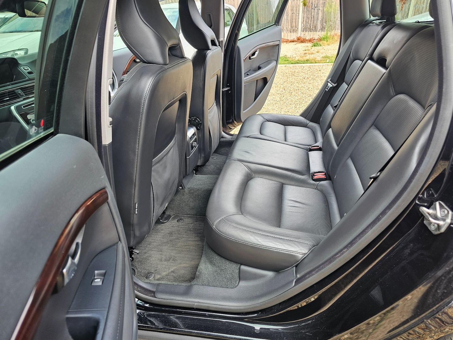 Used Volvo V70 for sale - 75707241: Photo 39