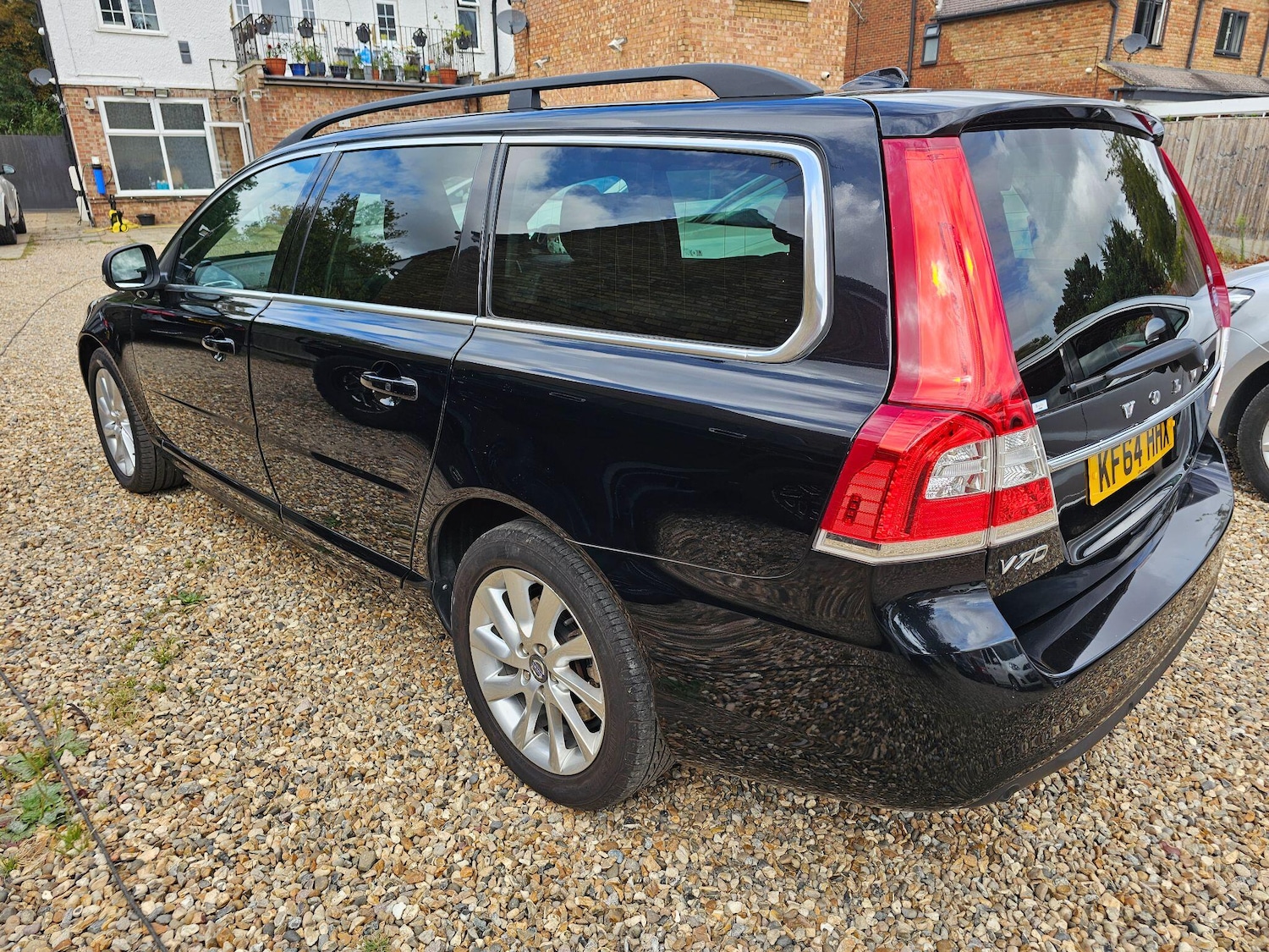 Used Volvo V70 for sale - 75707241: Photo 4