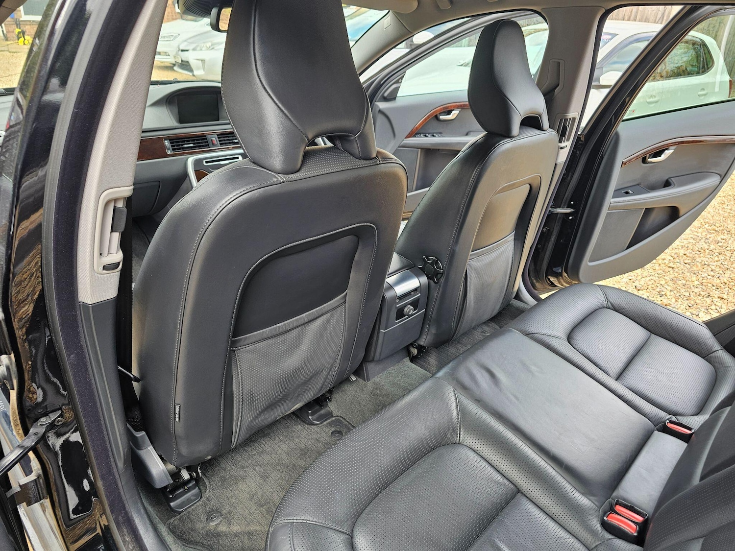 Used Volvo V70 for sale - 75707241: Photo 43
