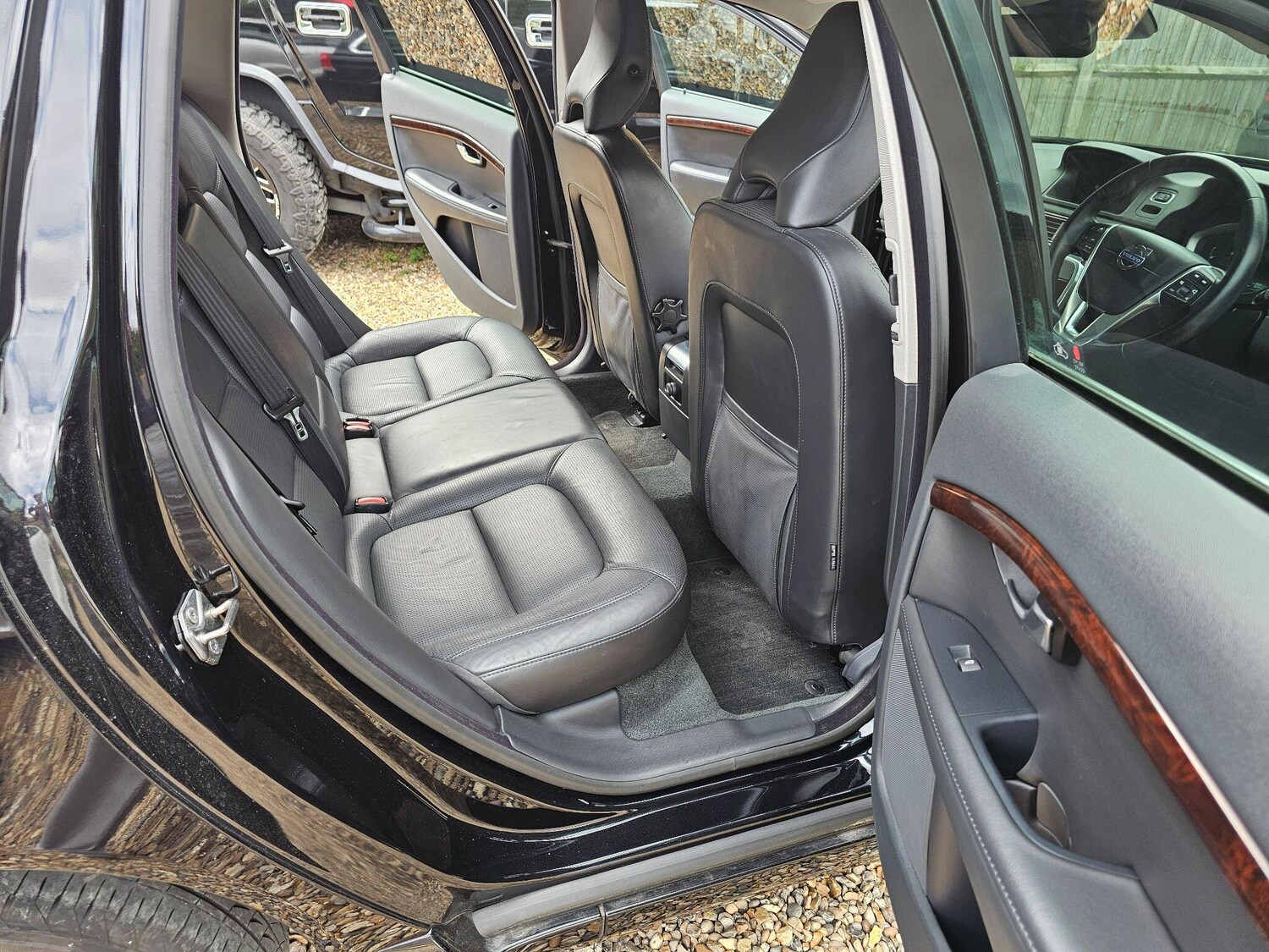 Used Volvo V70 for sale - 75707241: Photo 44
