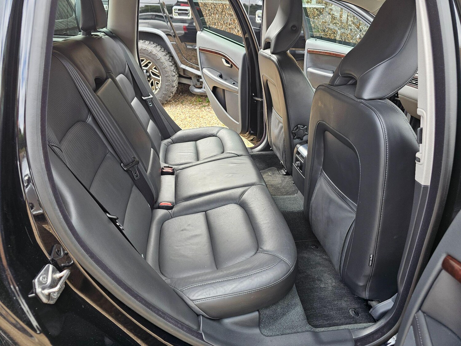 Used Volvo V70 for sale - 75707241: Photo 46