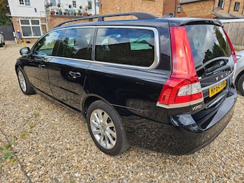 Used Volvo V70 2014 for sale - 75707241: Photo
