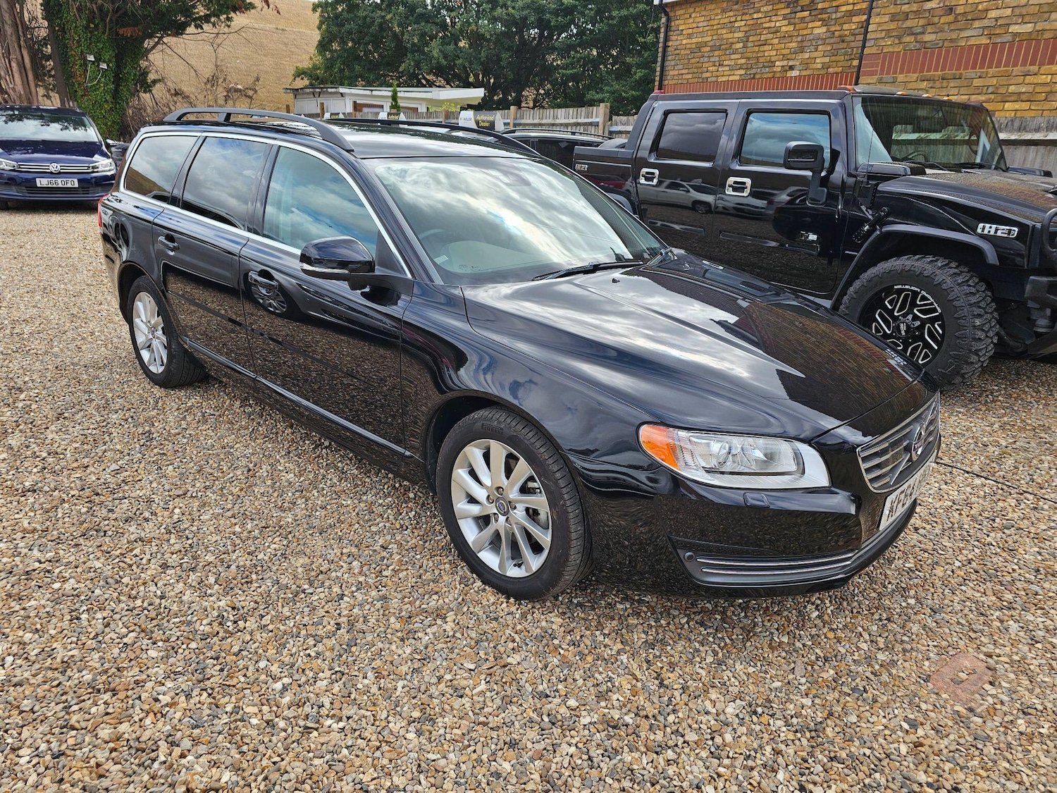 Used Volvo V70 for sale - 75707241: Photo 8