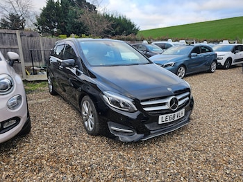 Mercedes-Benz - B Class