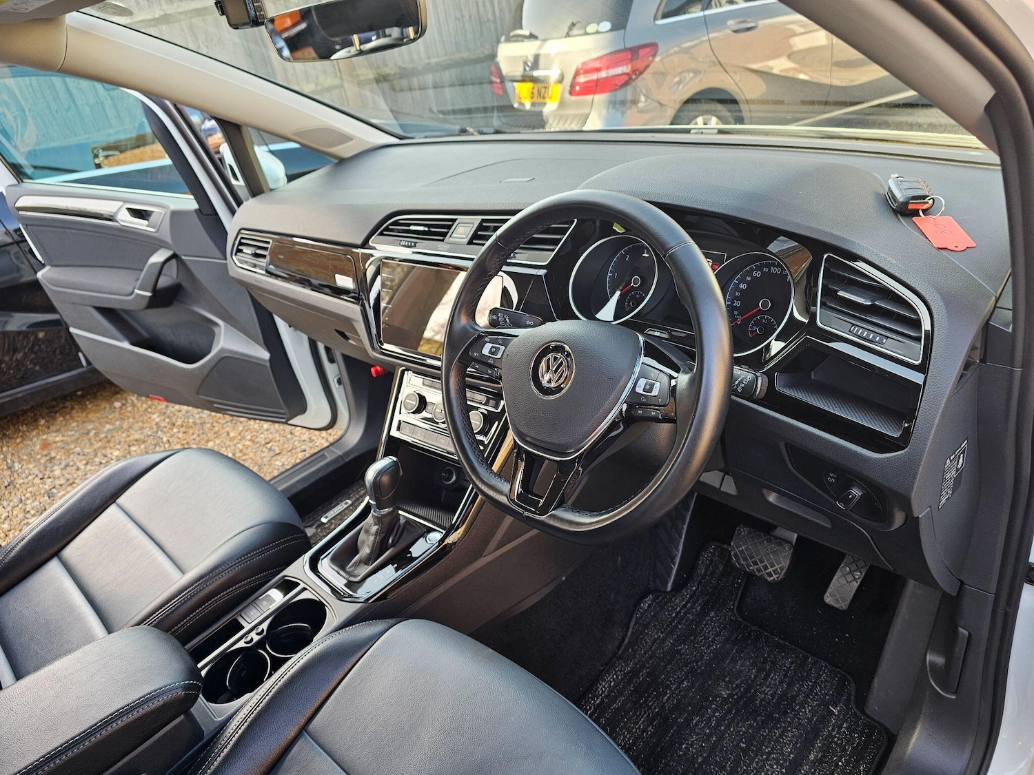 Used Volkswagen Touran 2026 for sale - 77671396: Photo 32