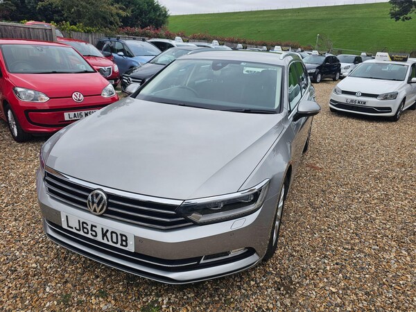 Used Volkswagen Passat for sale - 76306558: Photo 1