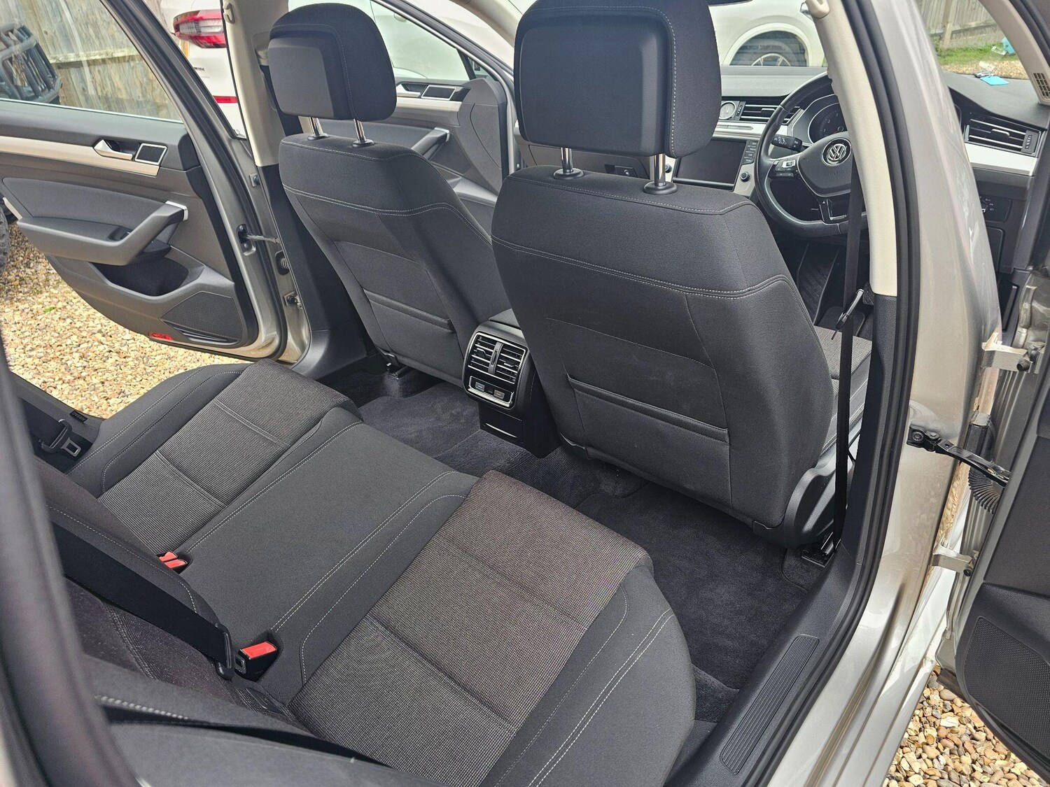 Used Volkswagen Passat for sale - 76306558: Photo 36