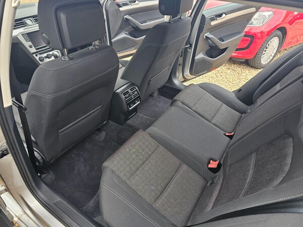 Used Volkswagen Passat for sale - 76306558: Photo 38