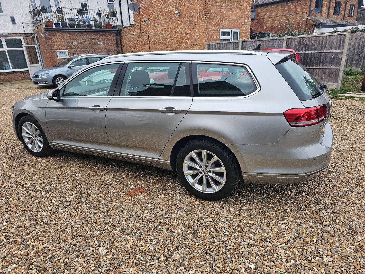 Used Volkswagen Passat for sale - 76306558: Photo 4