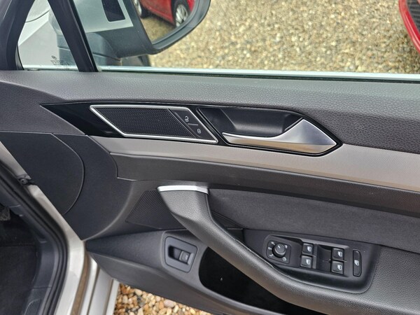 Used Volkswagen Passat for sale - 76306558: Photo 40
