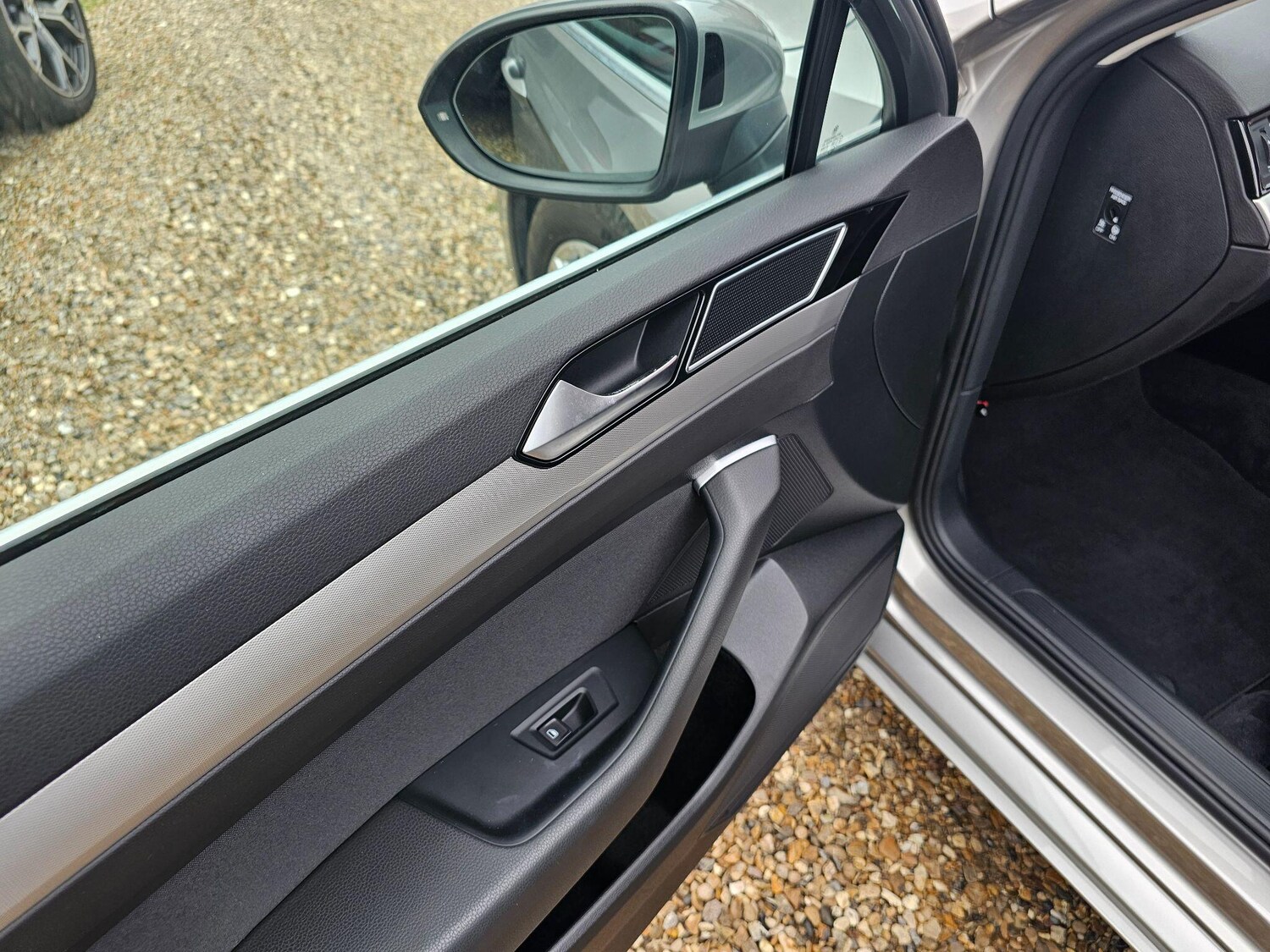 Used Volkswagen Passat for sale - 76306558: Photo 42