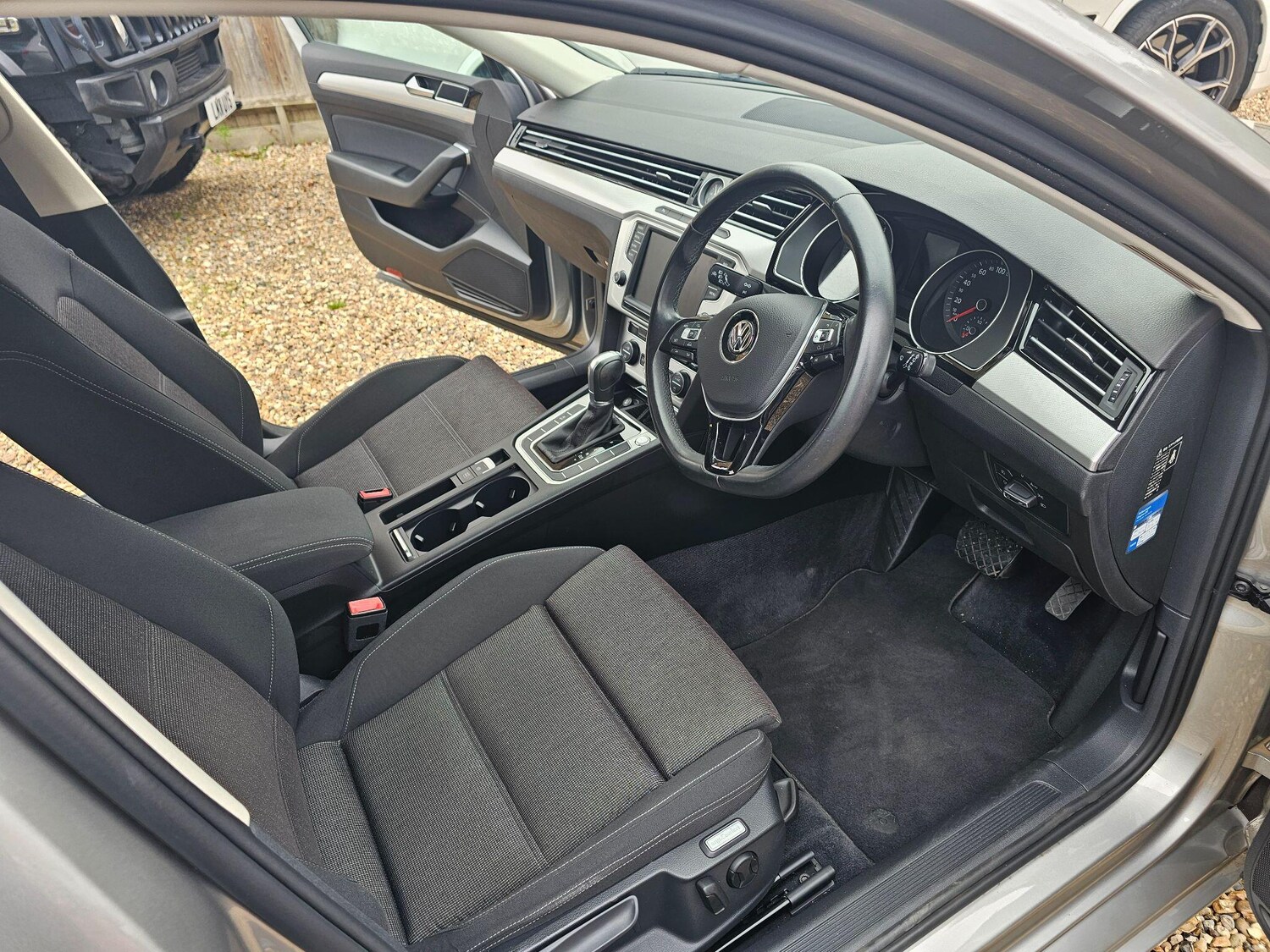 Used Volkswagen Passat for sale - 76306558: Photo 47