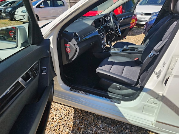 Used Mercedes-Benz C Class 2024 for sale - 73705455: Photo 33
