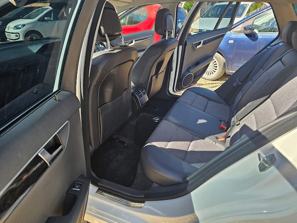 Used Mercedes-Benz C Class 2024 for sale - 73705455: Photo 36