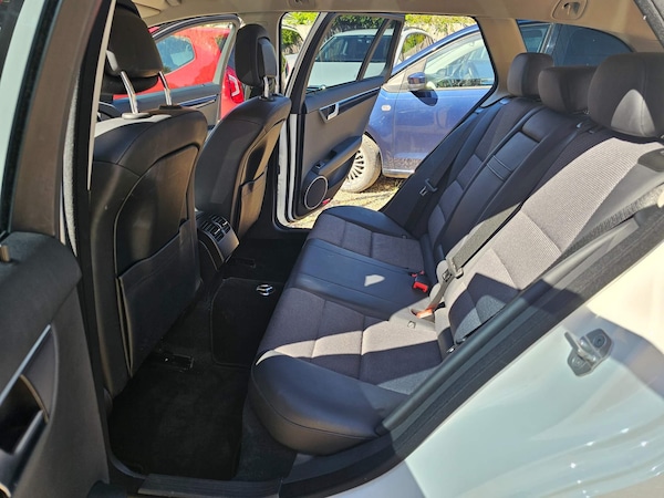 Used Mercedes-Benz C Class 2024 for sale - 73705455: Photo 37