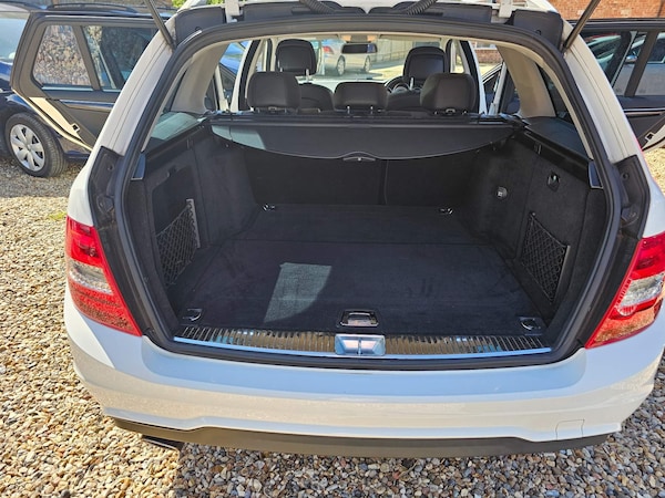 Used Mercedes-Benz C Class 2024 for sale - 73705455: Photo 40