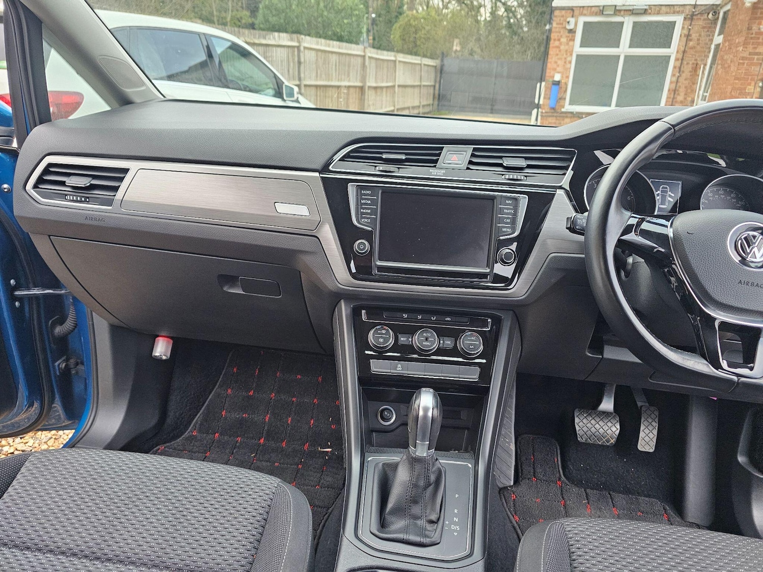 Used Volkswagen Touran 2025 for sale - 76990097: Photo 27