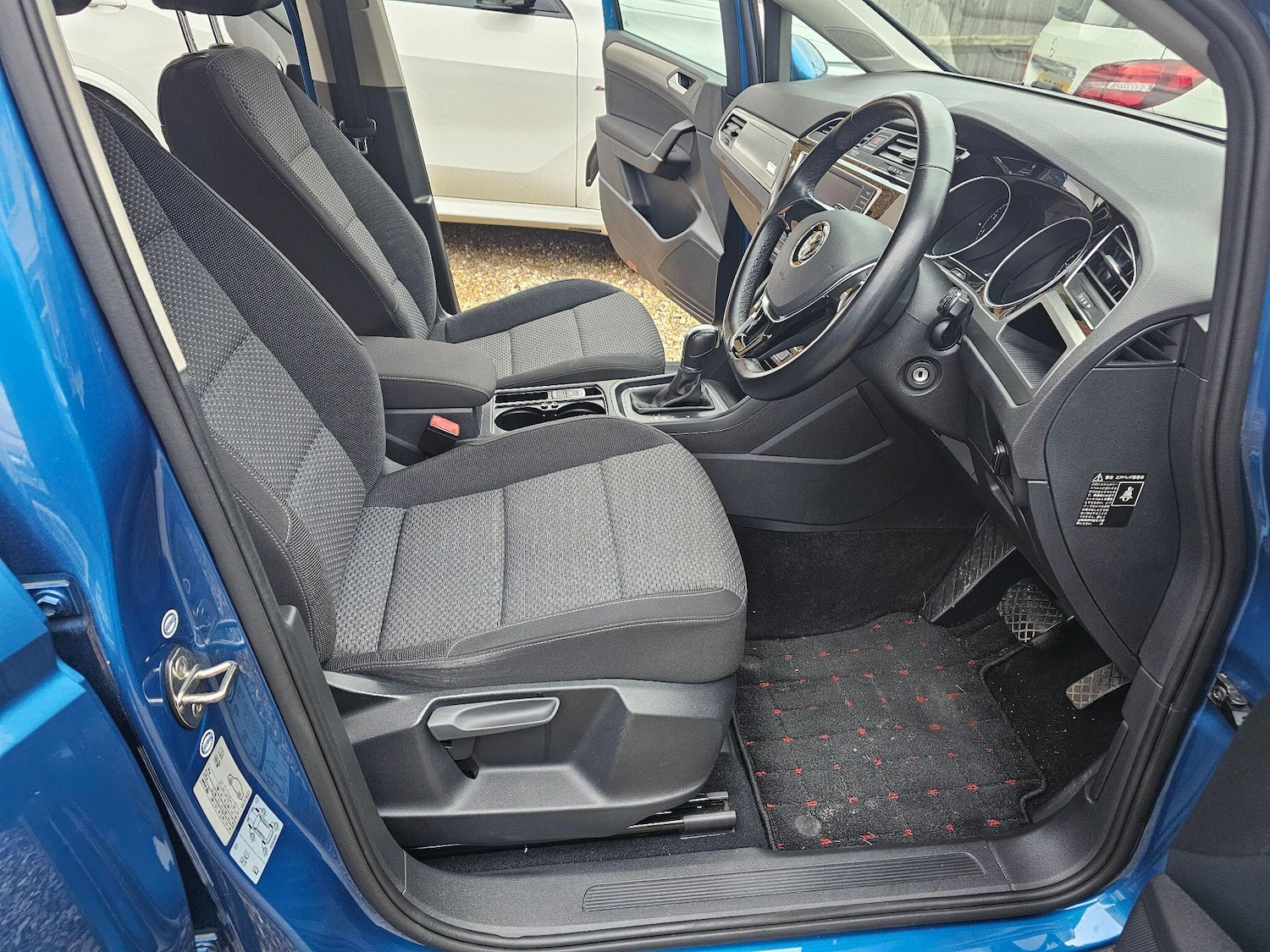 Used Volkswagen Touran 2025 for sale - 76990097: Photo 28