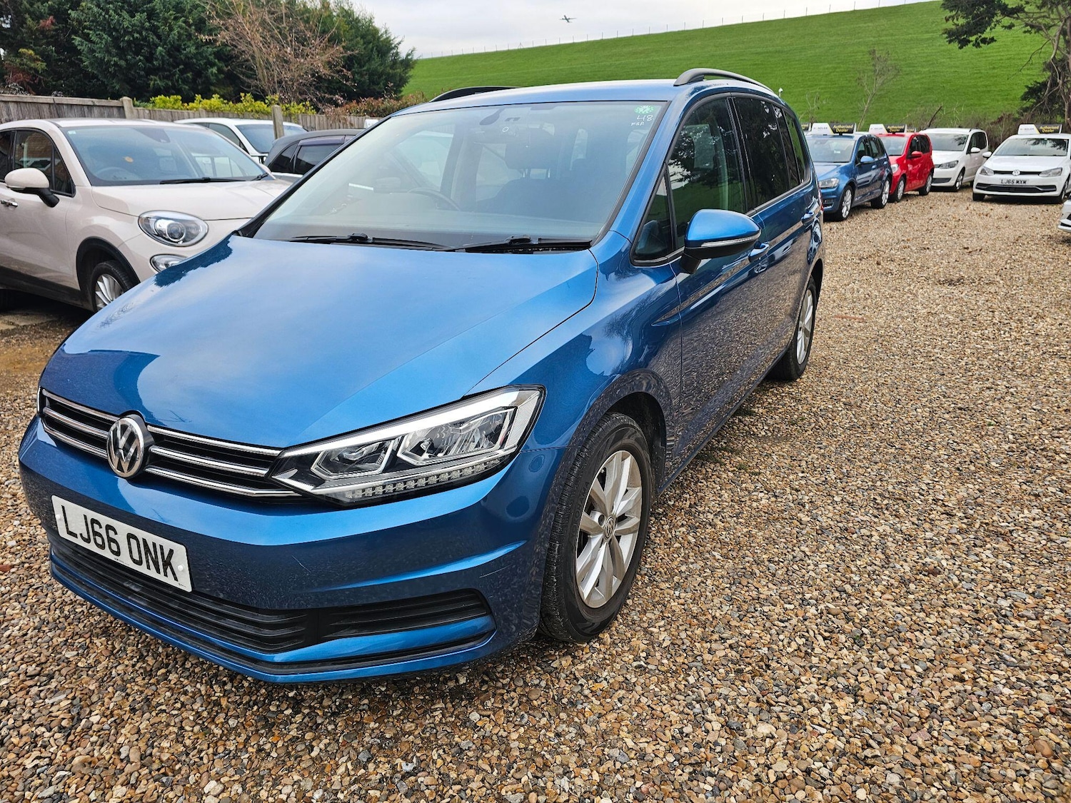 Used Volkswagen Touran 2025 for sale - 76990097: Photo 3