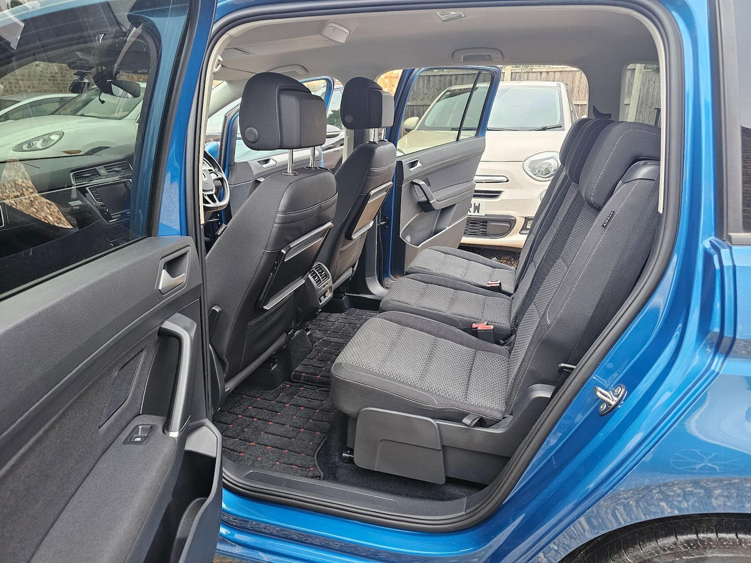 Used Volkswagen Touran 2025 for sale - 76990097: Photo 33