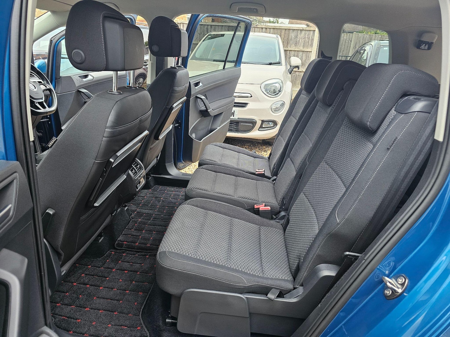 Used Volkswagen Touran 2025 for sale - 76990097: Photo 36