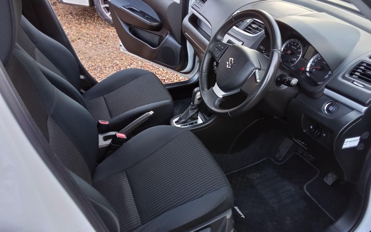 Used Suzuki Swift 2025 for sale - 77015492: Photo 43