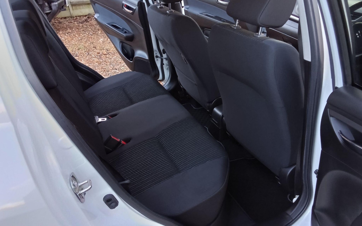 Used Suzuki Swift 2025 for sale - 77015492: Photo 44