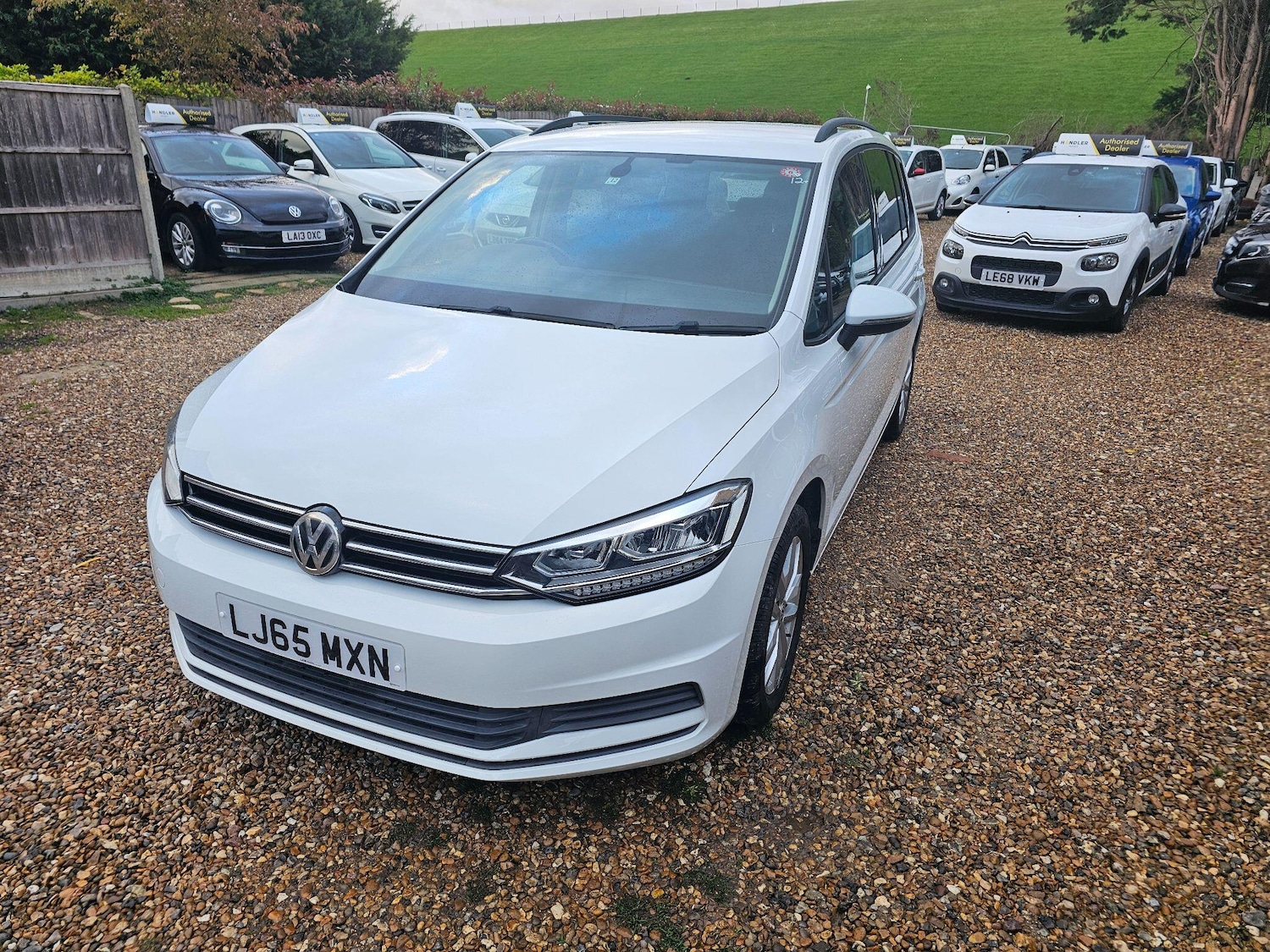 Used Volkswagen Touran 2025 for sale - 76993868: Photo 3
