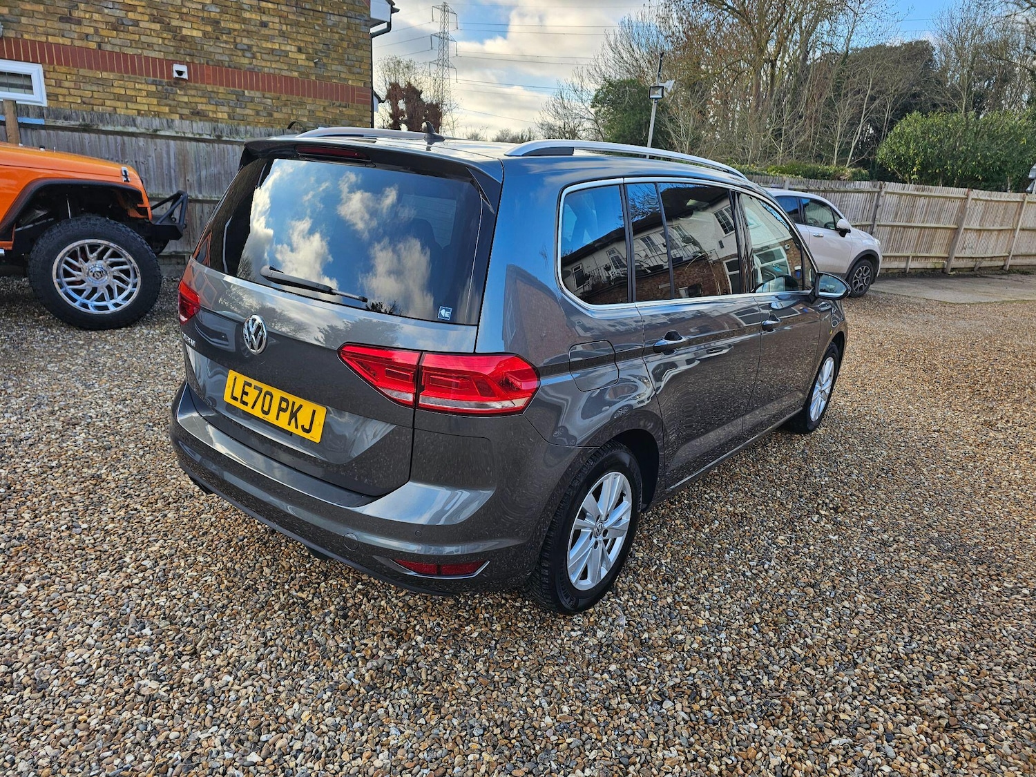 Used Volkswagen Touran 2025 for sale - 77163525: Photo 24