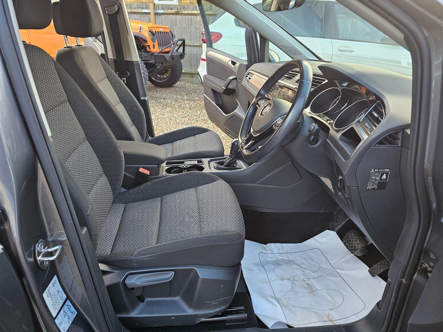 Used Volkswagen Touran 2025 for sale - 77163525: Photo 31