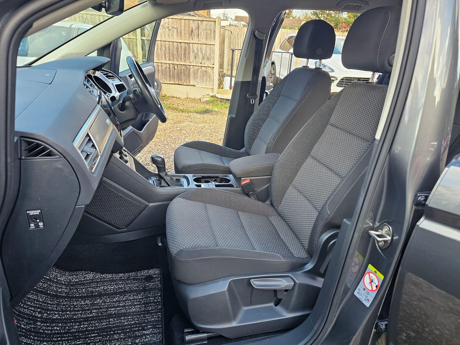 Used Volkswagen Touran 2025 for sale - 77163525: Photo 48