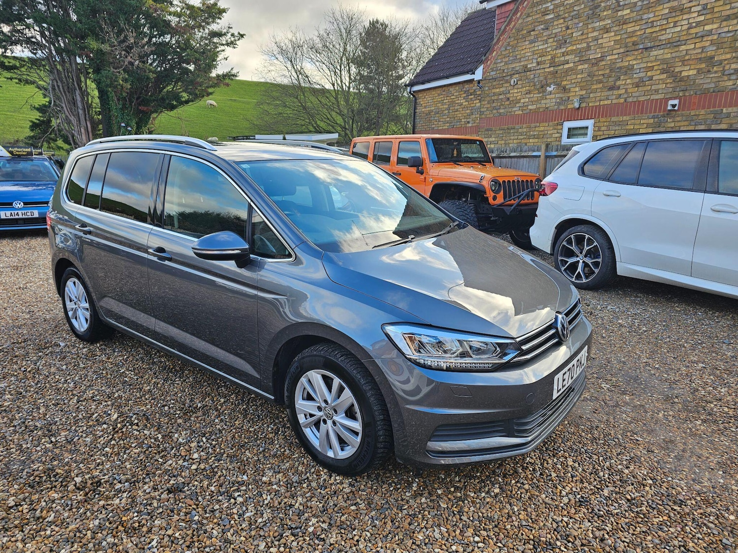 Used Volkswagen Touran 2025 for sale - 77163525: Photo 5