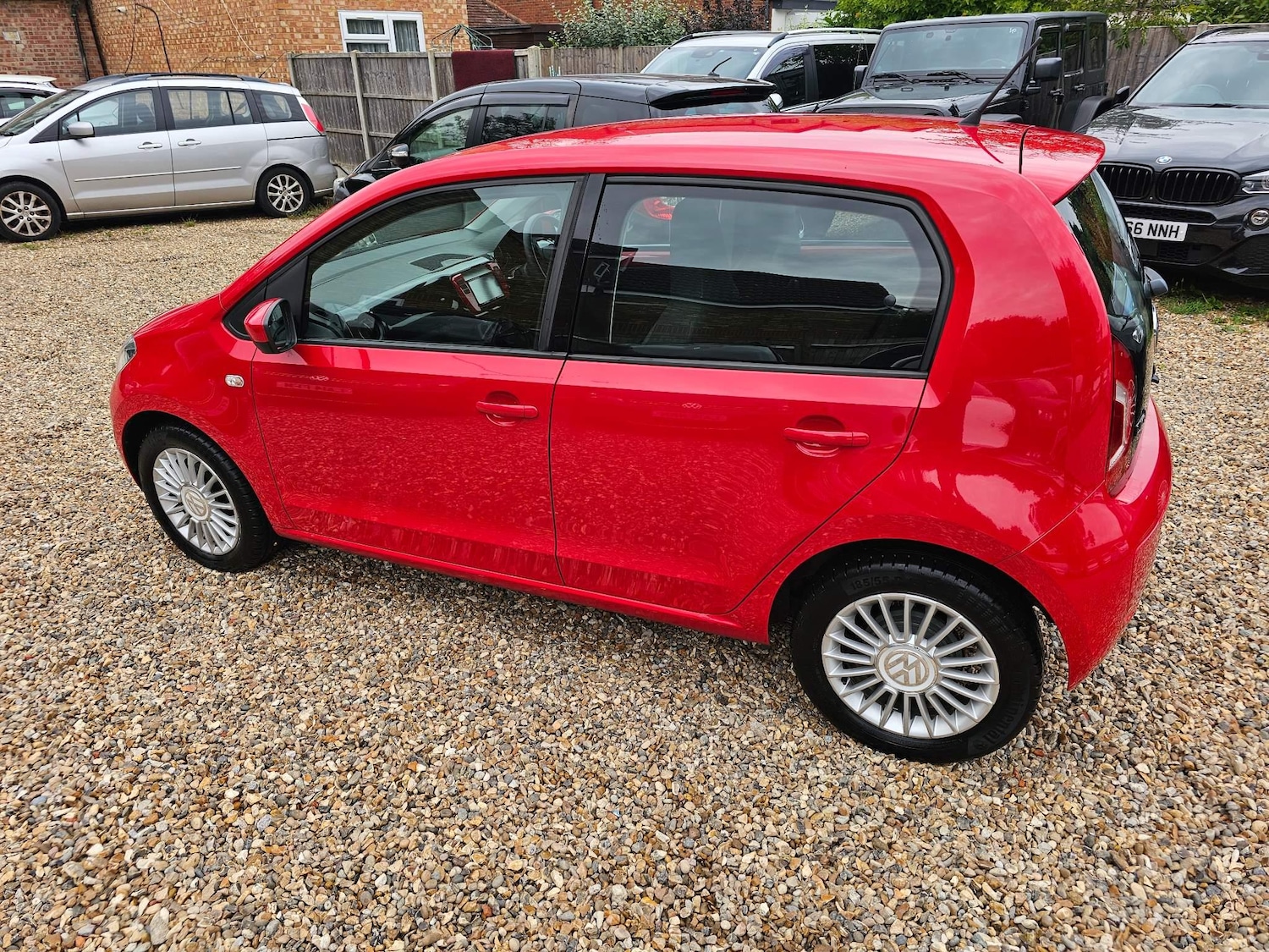 Used Volkswagen up! 2024 for sale - 76228108: Photo 14