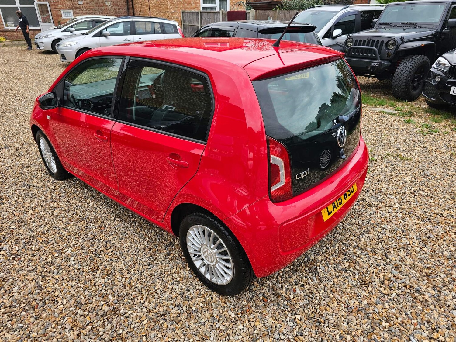 Used Volkswagen up! 2024 for sale - 76228108: Photo 18
