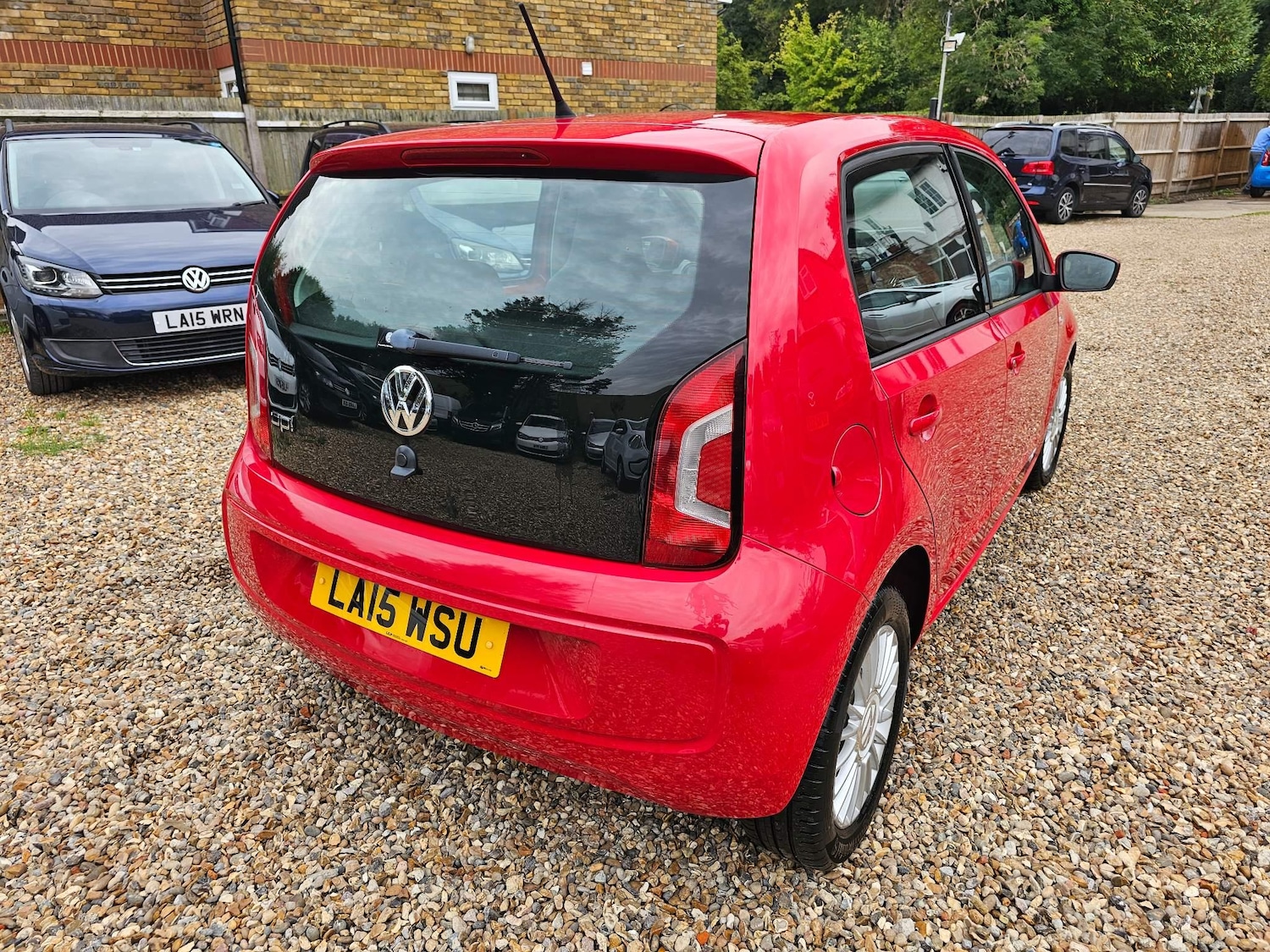 Used Volkswagen up! 2024 for sale - 76228108: Photo 24