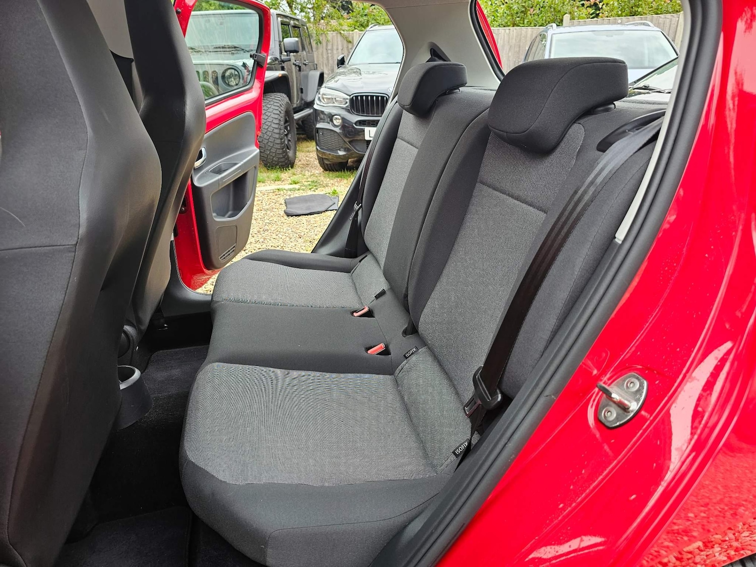 Used Volkswagen up! 2024 for sale - 76228108: Photo 45