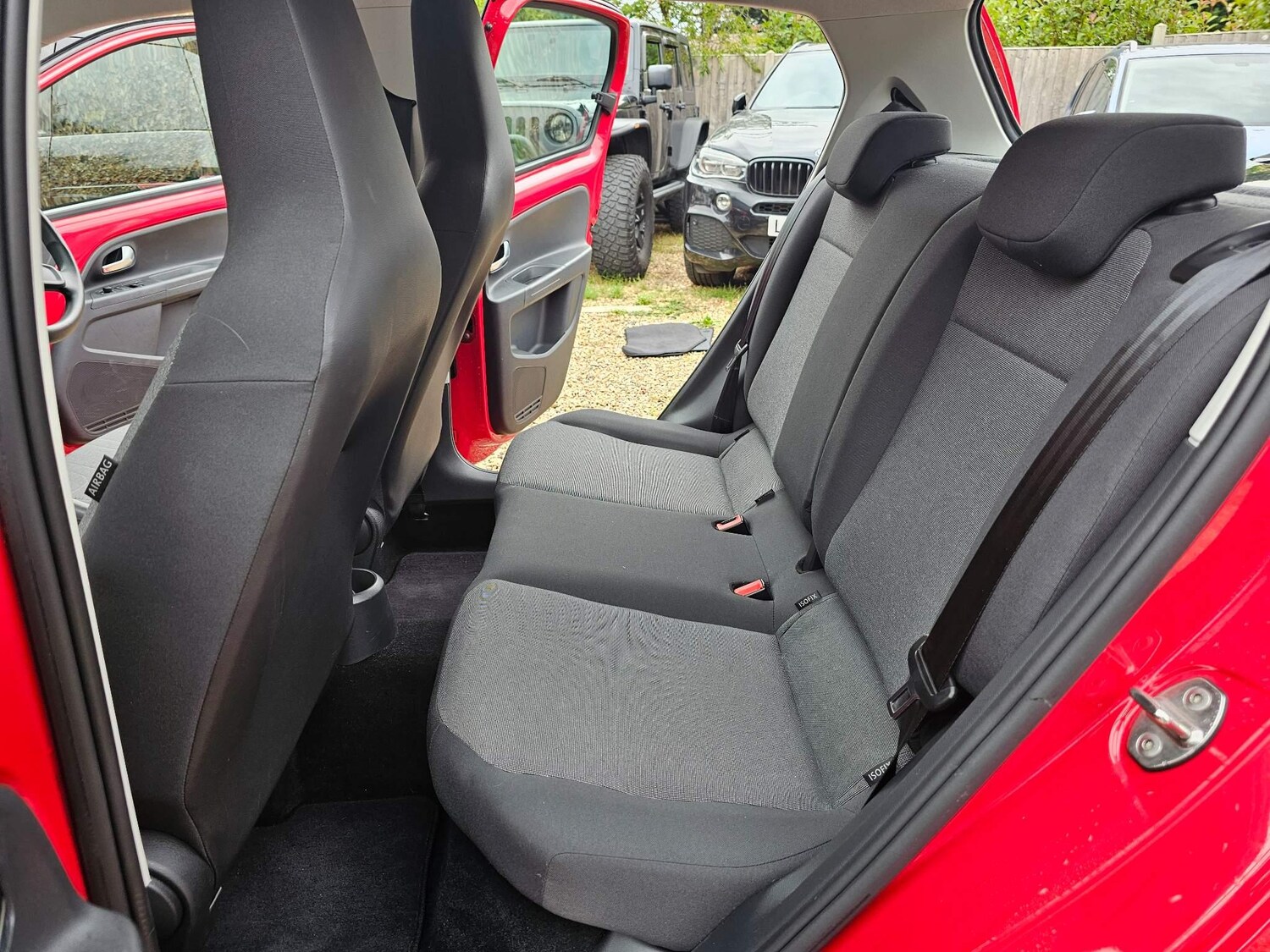 Used Volkswagen up! 2024 for sale - 76228108: Photo 46