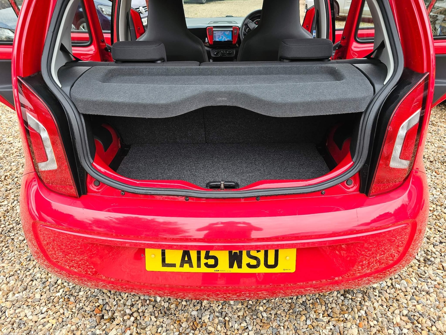 Used Volkswagen up! 2024 for sale - 76228108: Photo 48