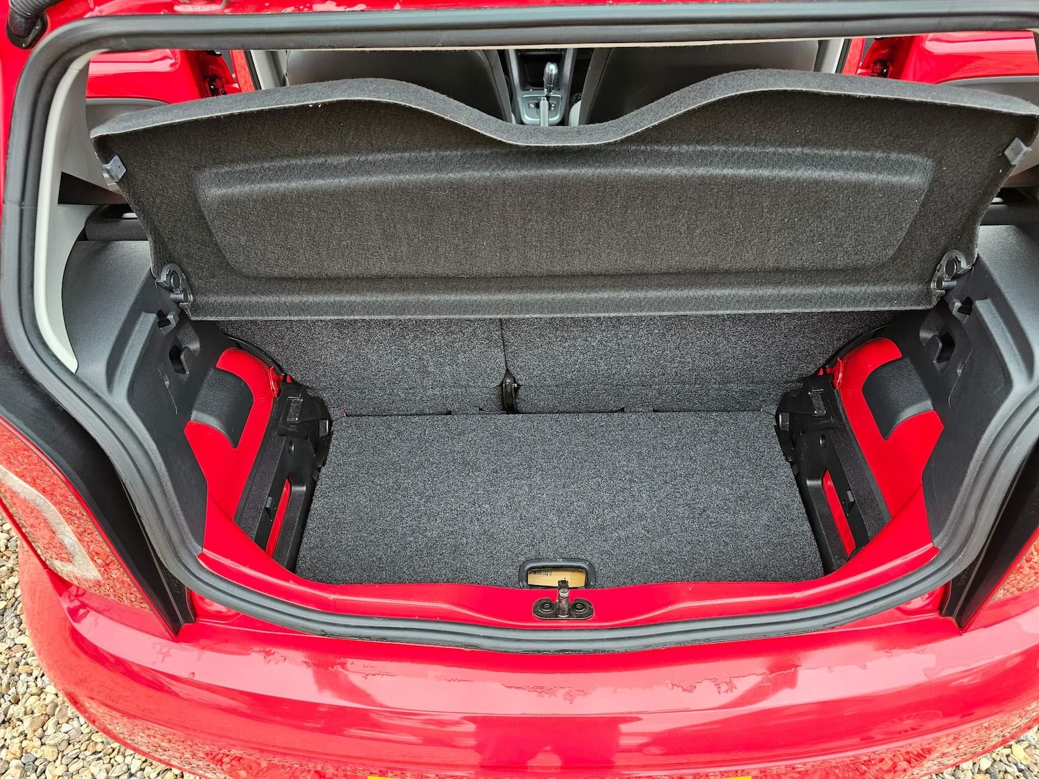 Used Volkswagen up! 2024 for sale - 76228108: Photo 49