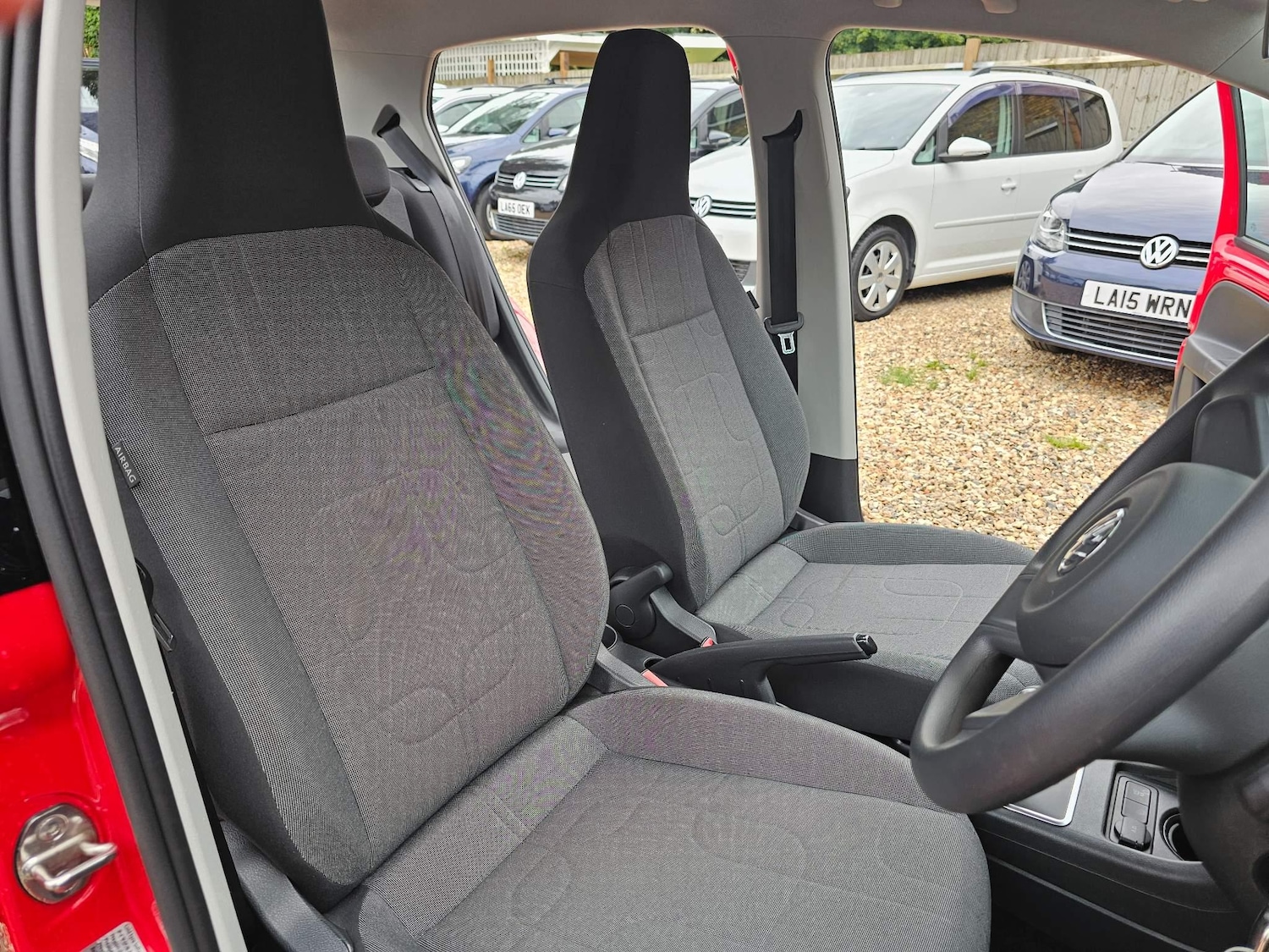 Used Volkswagen up! 2024 for sale - 76228108: Photo 59