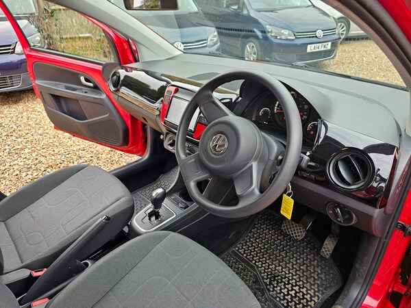 Used Volkswagen up! 2024 for sale - 76228108: Photo 60