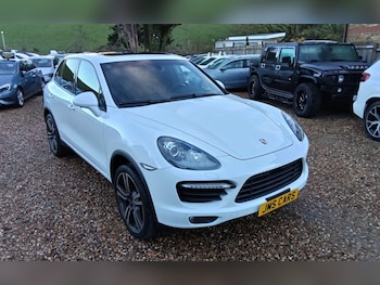 (63) - 4.8T V8 Turbo TiptronicS 4WD Euro 5 (s/s) 5dr