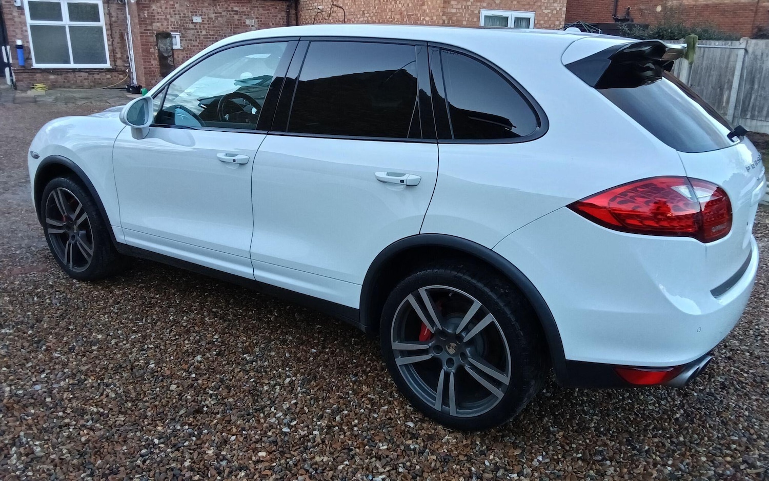 Used Porsche Cayenne for sale - 76823394: Photo 3