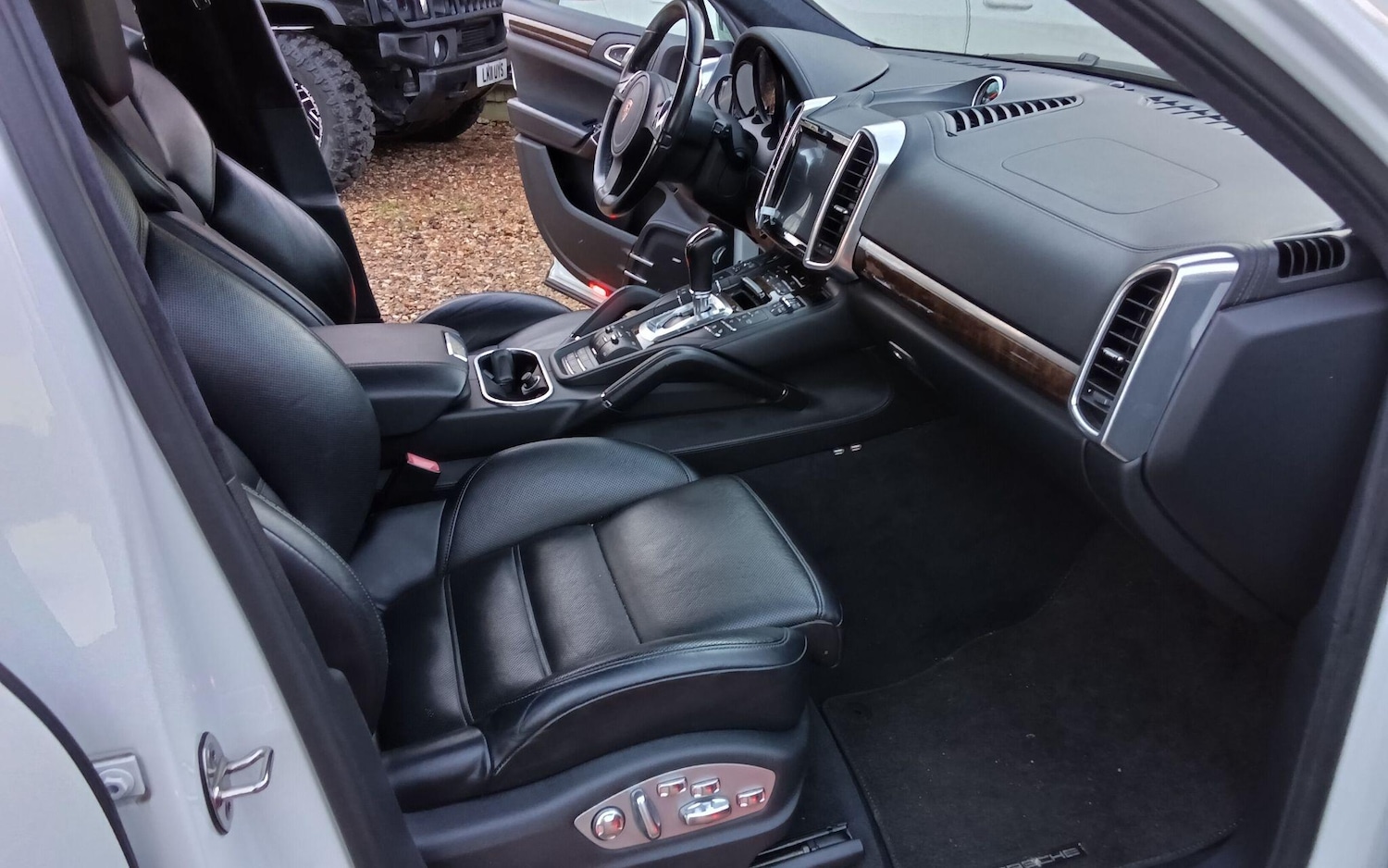 Used Porsche Cayenne for sale - 76823394: Photo 34