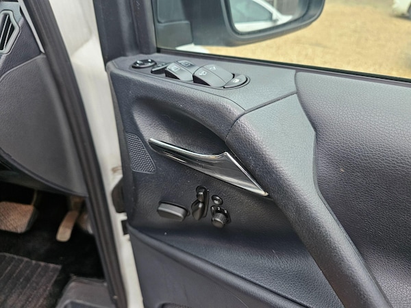 Used Mercedes-Benz Viano 2024 for sale - 73463316: Photo 52