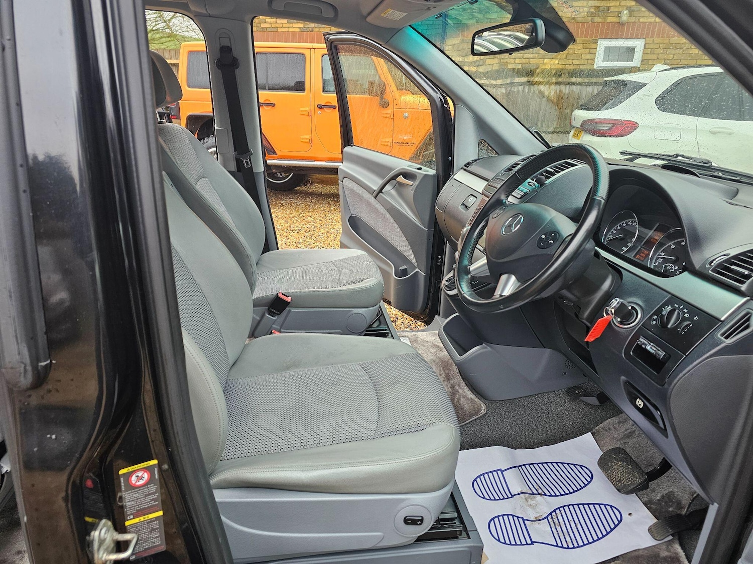 Used Mercedes-Benz Viano for sale - 77456318: Photo 29