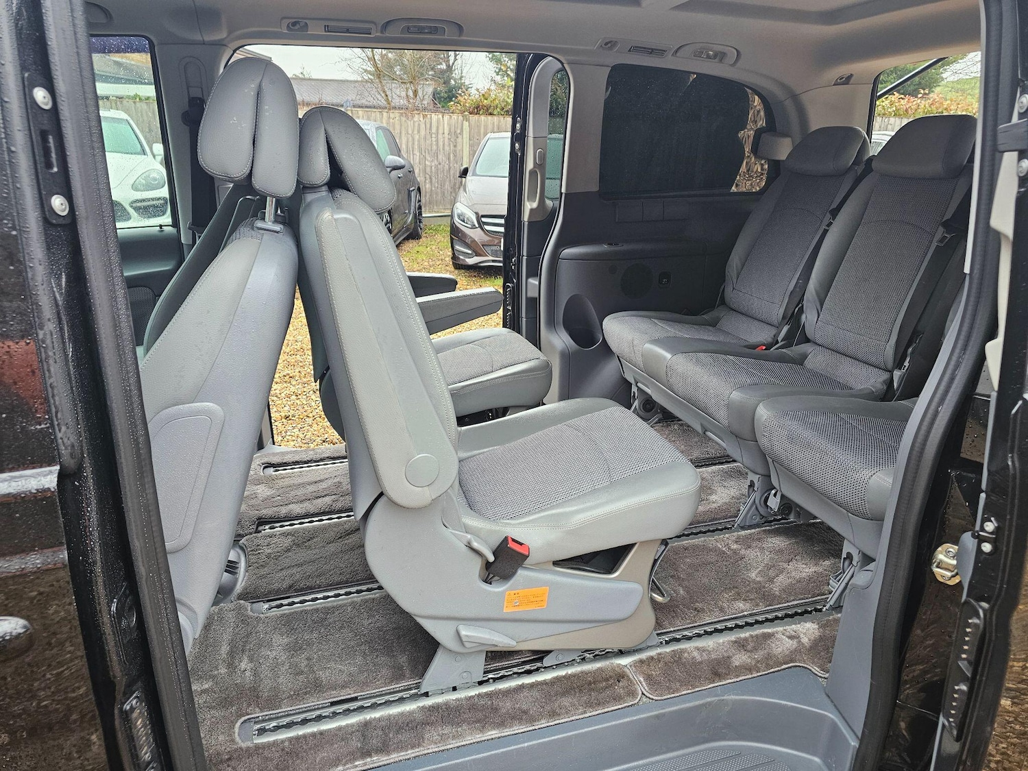 Used Mercedes-Benz Viano for sale - 77456318: Photo 30