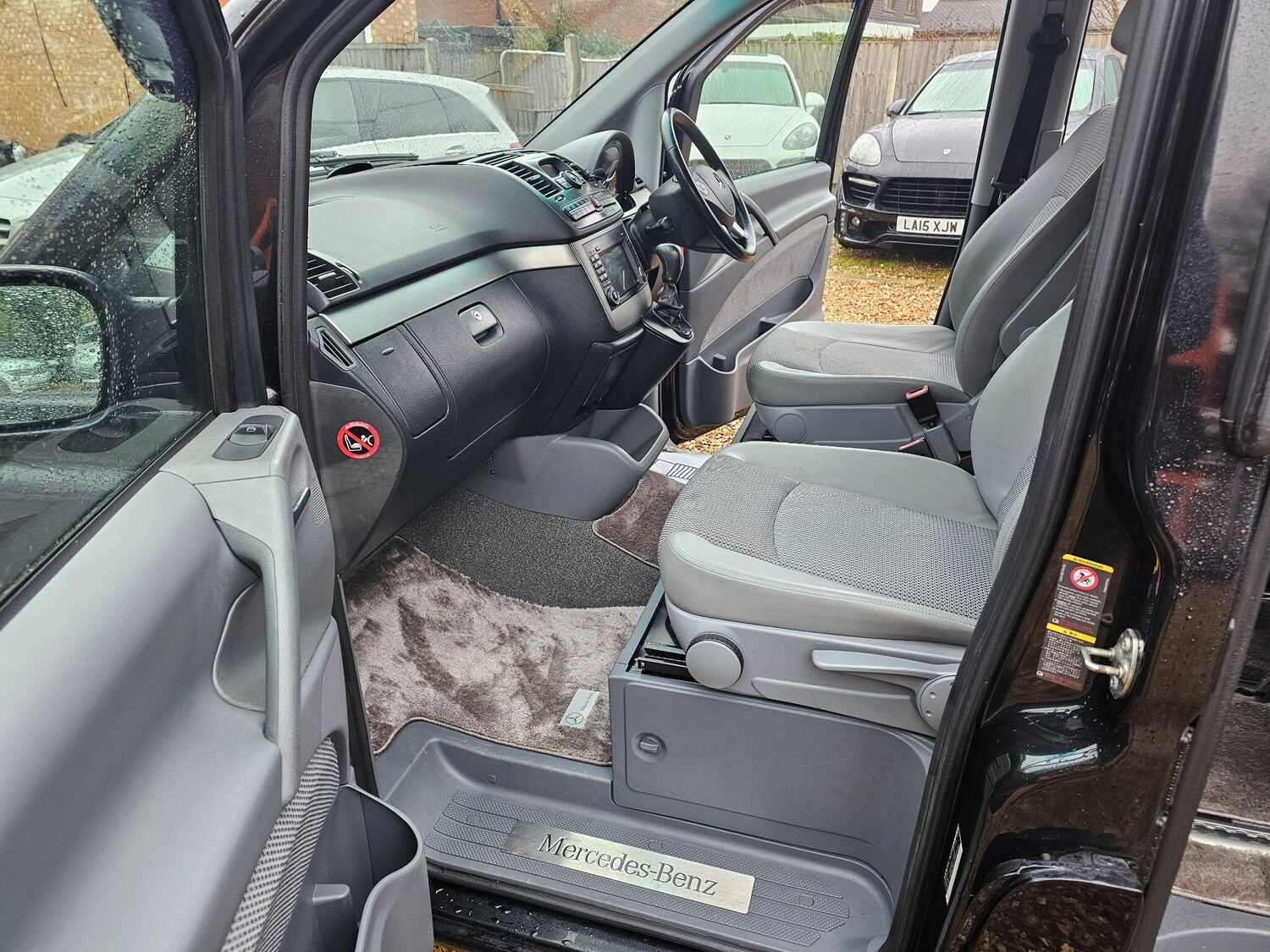 Used Mercedes-Benz Viano for sale - 77456318: Photo 38